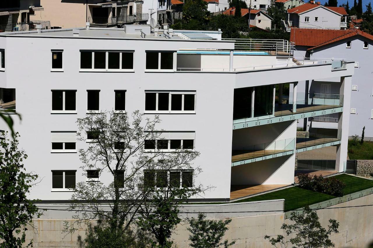Modern Apartment Near The Sea Ičići Екстериор снимка