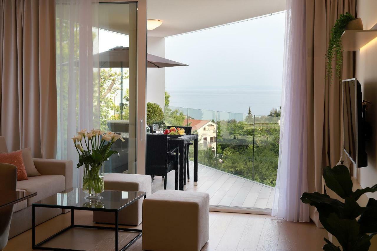 Modern Apartment Near The Sea Ičići Екстериор снимка